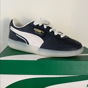 Puma Kids/women leather Palermo Navy and White Sneakers